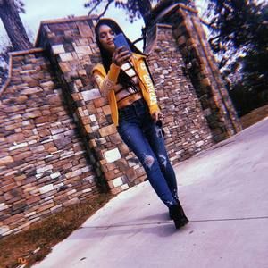 Meet your Posher, Kiøna